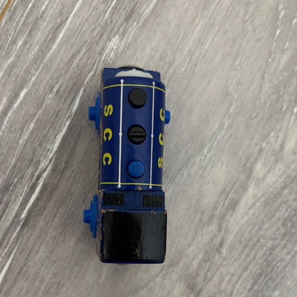 Wooden Ben - Blue - Picture 5 of 8